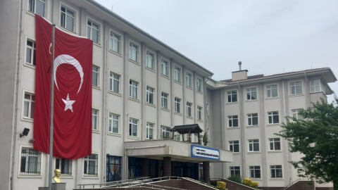 Cahit Zarifoğlu İmam Hatip Ortaokulu (Sultanbeyli) görseli