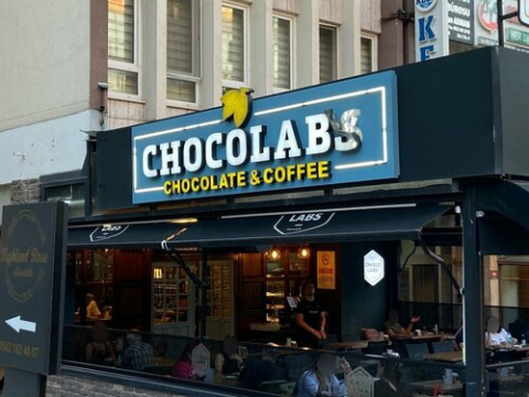 Chocolate Cafe görseli