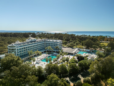 Berry Blue Hotel görseli