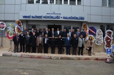 Eşme Vergi Dairesi görseli