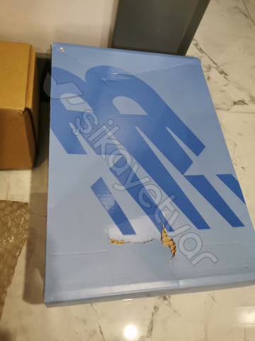 Azr Reklam görseli