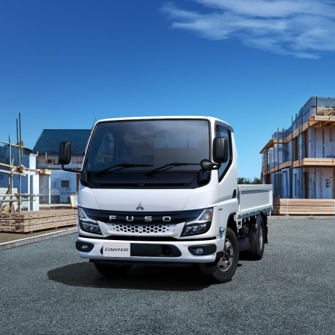 Fuso Canter görseli