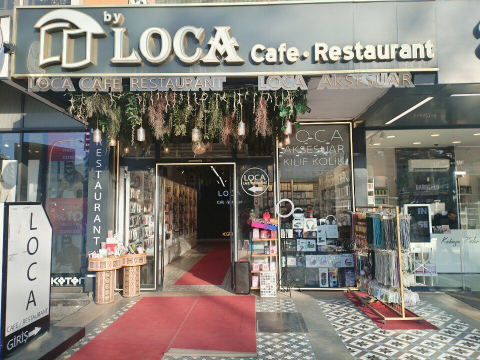 By Loca Cafe Restaurant görseli
