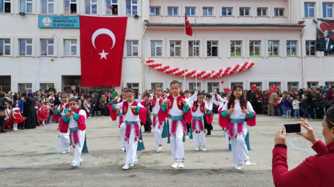 Barışyolu İlkokulu görseli