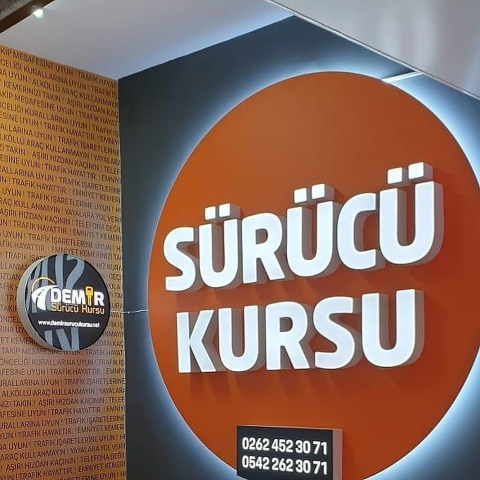 Demir Sürücü Kursu görseli