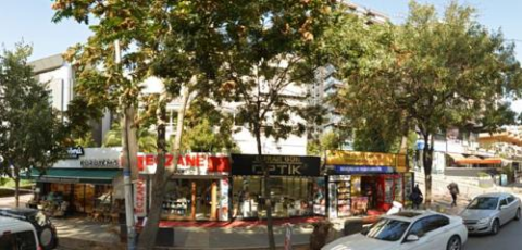 Diş Hekimi Neşet Taştepe görseli