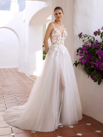 Clover Wedding Dress görseli