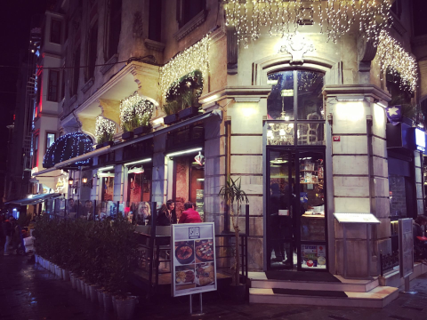 Esmer Cafe görseli