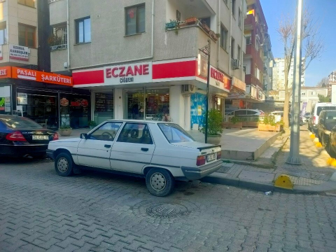 Çiğdem Eczanesi Kadıköy görseli