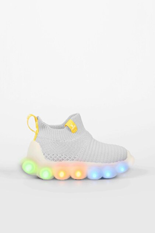 Bomb Sneakers görseli