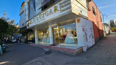 Elif Rüzgar Fashion görseli