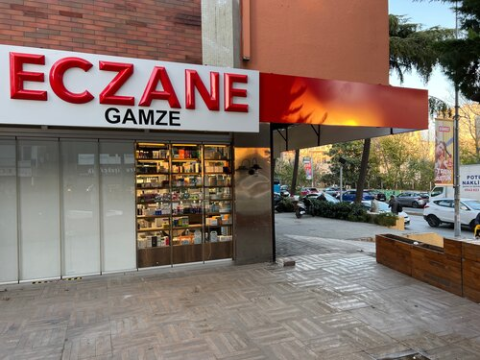 Gamze Eczanesi (Kadıköy) görseli