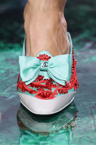Fashion Footwear görseli