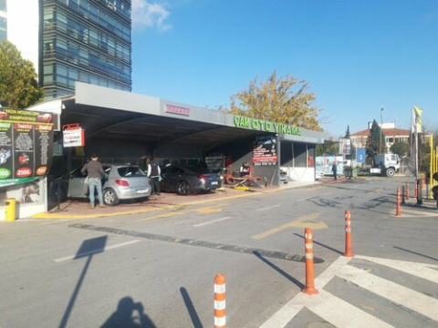 Çam Oto Yıkama (İzmir) görseli