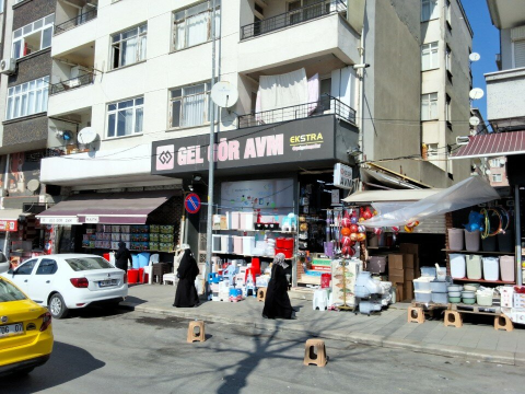 Gel Gör Alışveriş Merkezi görseli