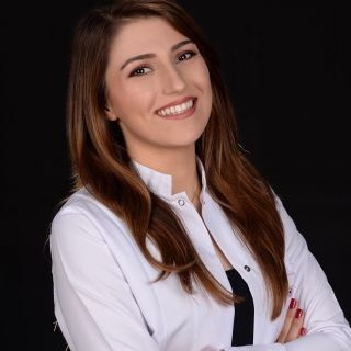 Dt. Gözde İrem Bakırcıoğlu görseli