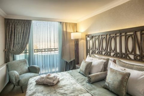 Cadence Design Hotel görseli