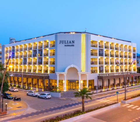 Ada Julian Hotel görseli