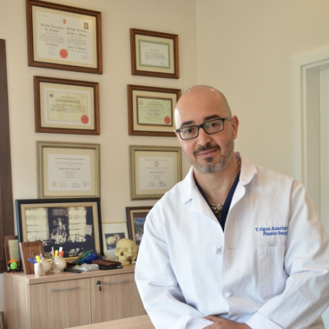 Doç. Dr. Tahsin Oğuz Acartürk görseli
