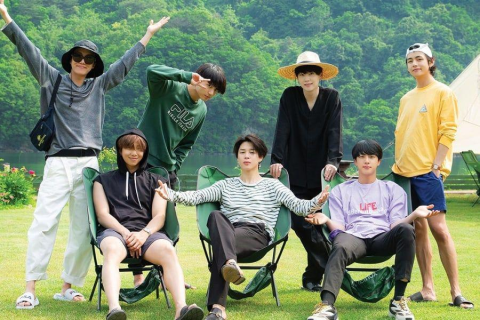BTS Natural görseli