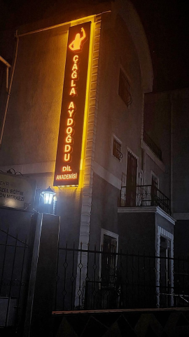 Çağla Aydoğdu Dil Akademisi görseli
