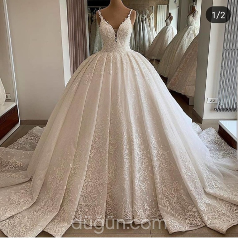 Asya Moda Gelinlik görseli