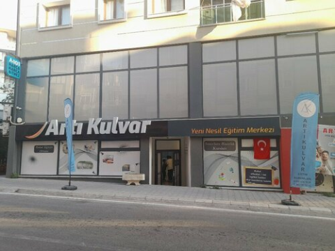 Artı Kulvar Eğitim Kurumları görseli