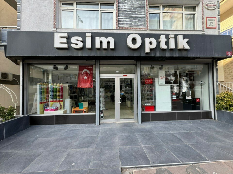 Esim Optik & Lens görseli
