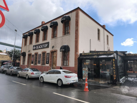 Blacktop Cafe & Bistro görseli