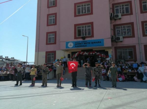 Ahmet Mete Işıkara İlkokulu görseli