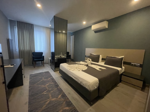 Agora Royal Hotel görseli