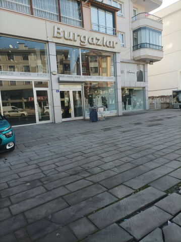 Burgazlar Giyim görseli