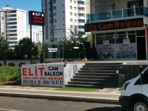 Elit Cam Balkon görseli