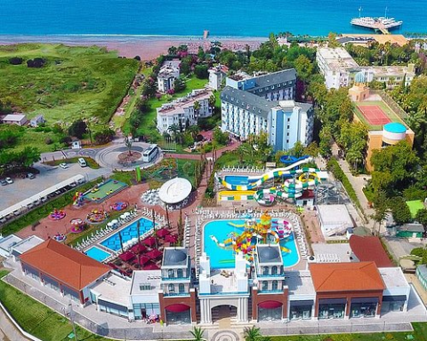 Club Aqua Plaza Hotel görseli