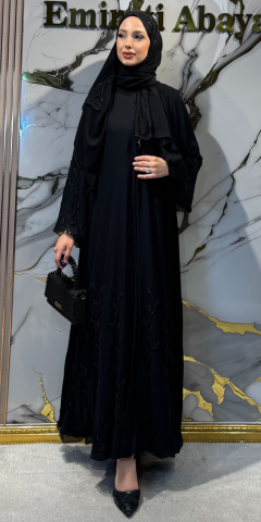 Emirati Abaya görseli