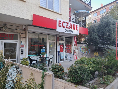 Canberk Eczanesi (Çankaya) görseli