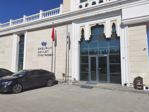 Erzurum Devlet Tiyatrosu görseli
