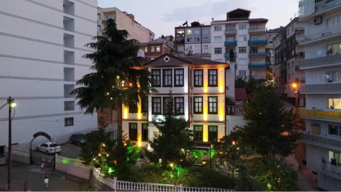 Akçaabat Öğretmenevi görseli