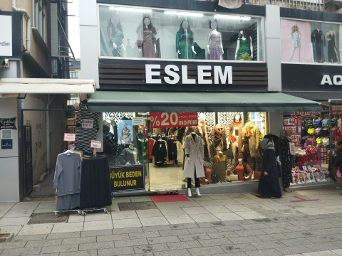 Eslem Tesettür Giyim görseli
