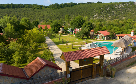 Dachas Cove Hotel görseli