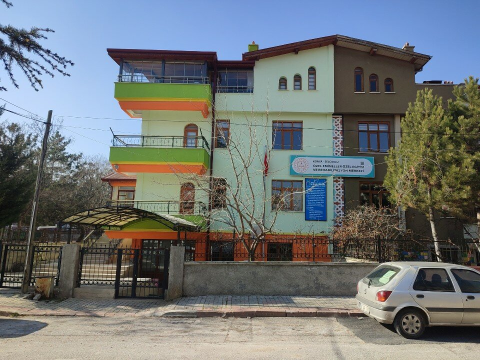 Emineller Özel Eğitim Ve Rehabilitasyon Merkezi görseli