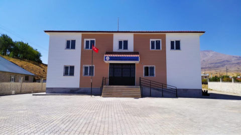 Aydınlar İmam Hatip Ortaokulu (Bitlis) görseli