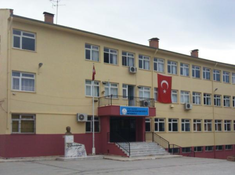 Arife Bayram Bayaözlü Ortaokulu görseli