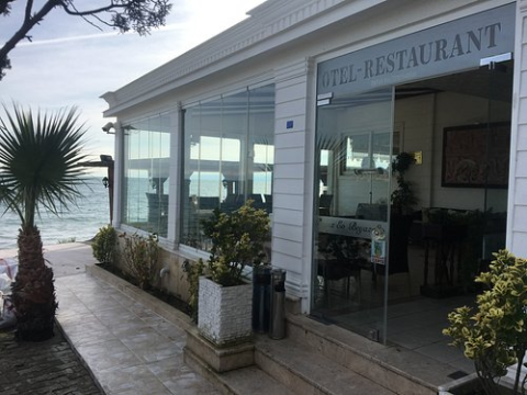 Beyaz Ev Restaurant görseli