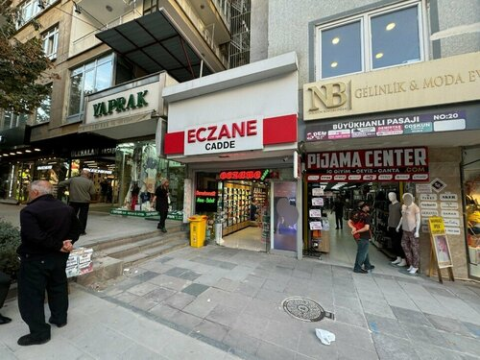Cadde Eczanesi (Ankara) görseli
