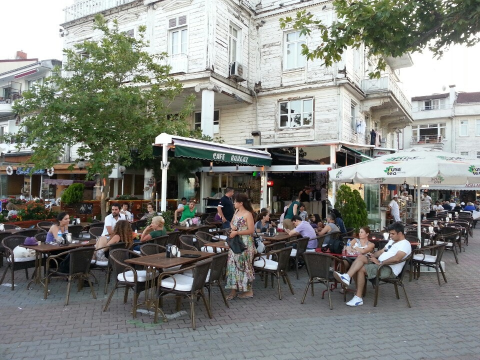 Burgaz Cafe görseli